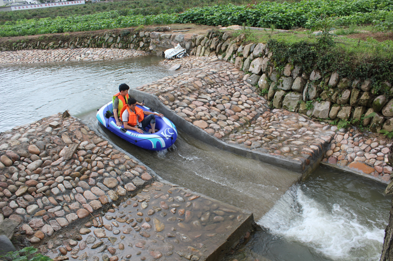 鳳溪河漂流.JPG